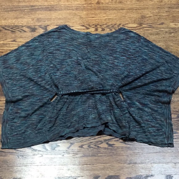 Dynamite Belted Batwing Top - Picture 4 of 4